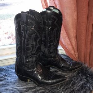 Justin’s Black Leather Cowboy Boots